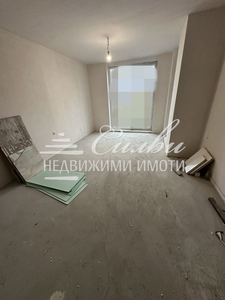 Продава се Двустаен апартамент в Шумен, Добруджански - 64 кв.м за 1355 €/кв.м - Снимка #1