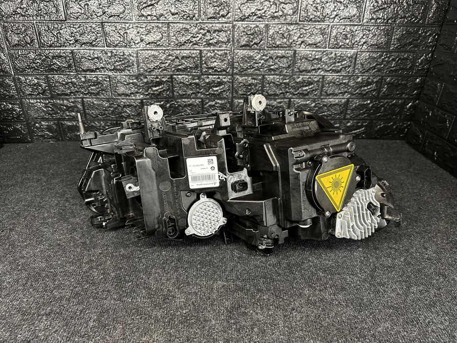 Far Laser Bmw x5 G05 x6 G06 impecabil