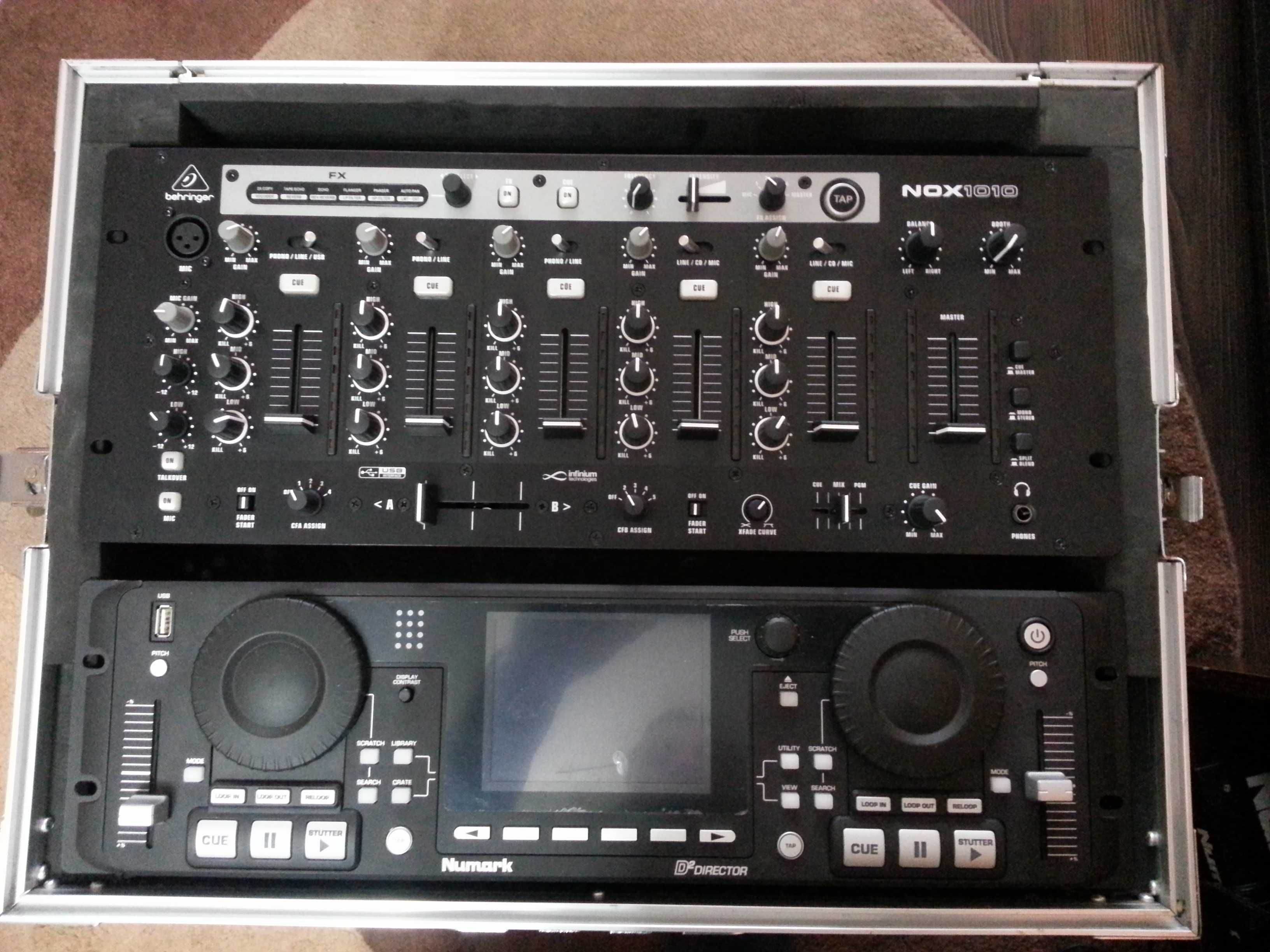 Consola Numark D2 Director + Behringer Nox 1010 mixer