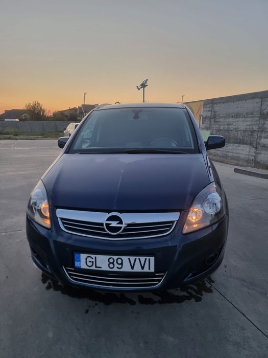 Opel Zafira B, 7 locuri, An fabricatie 2012/Euro 5