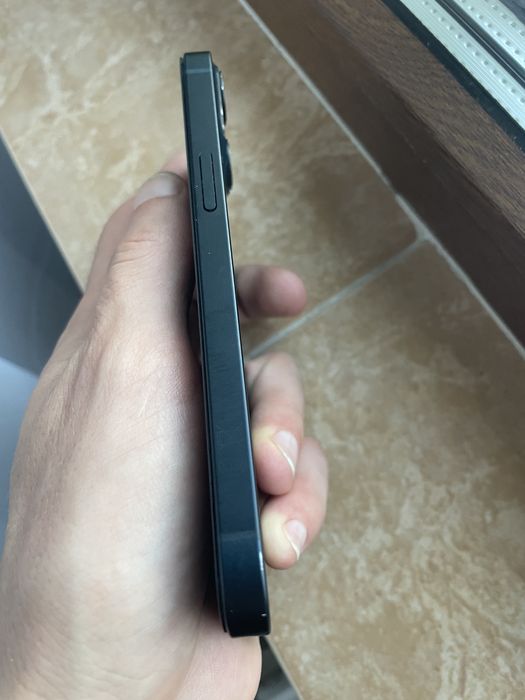 Carcasa iPhone 13 originala
