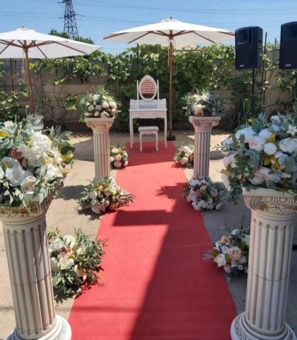 Decor pentru evenimente cu flori de matase naturala