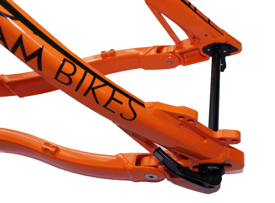 26/27.5-L/XL RAM DHX2 220 Alloy Frame / Алуминиева Рамка DH