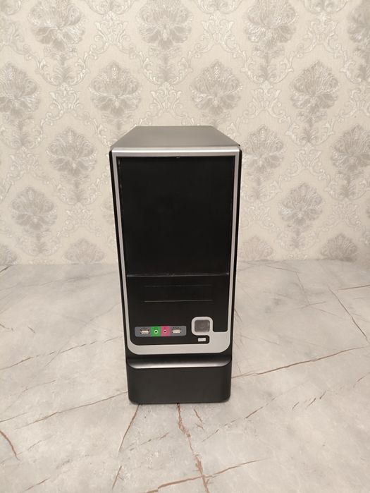 Настольный компьютер работает плавно и стабильно