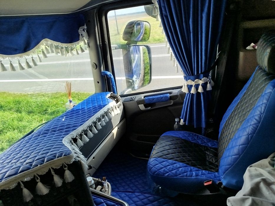 Pierdele Scania R topline