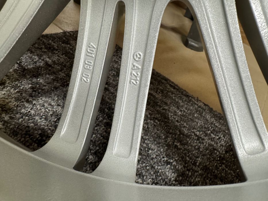 Оригинални джанти 17ки mercedes w212