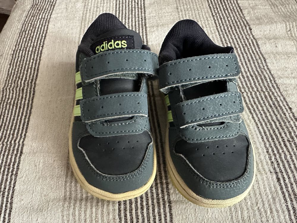 Adidasi Adidas copii