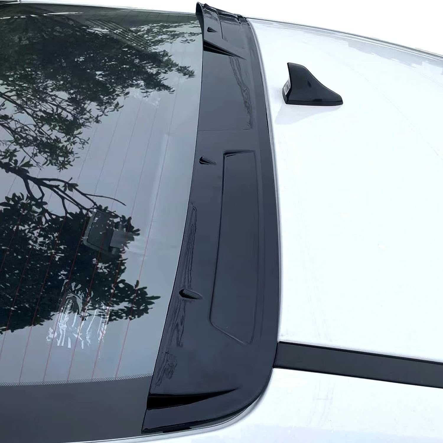 Козырёк заднего стекла Hyundai Elantra 2020+