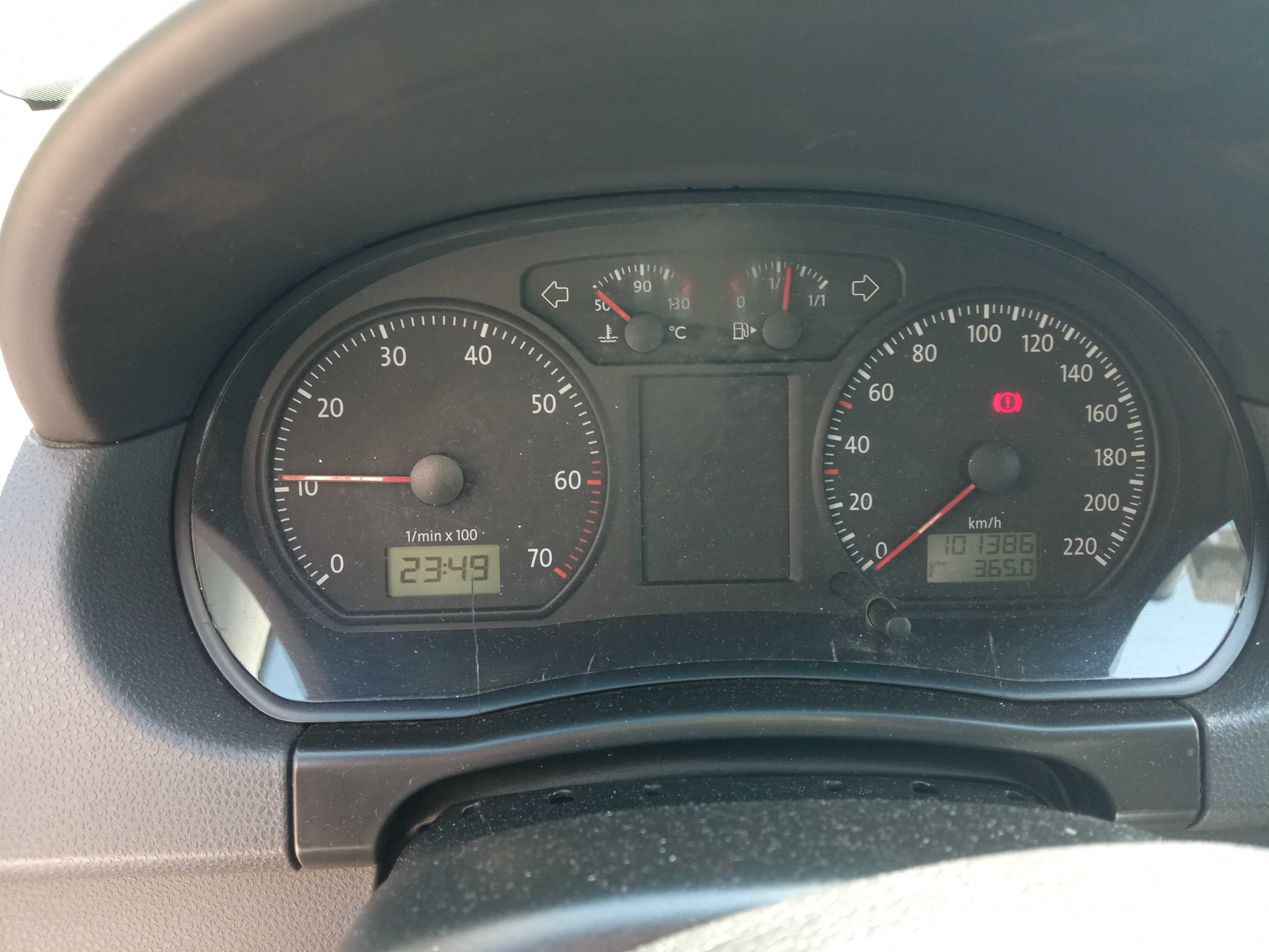 Продавам VW POLO 1,2 изключително поддържан, 2007г., 101000км.
