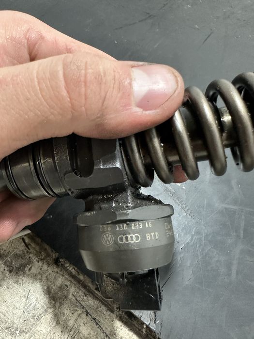 Injector injectoare Audi A3 8P 1.9 TDI BXE BLS BKC 105Cp | 038130073AG