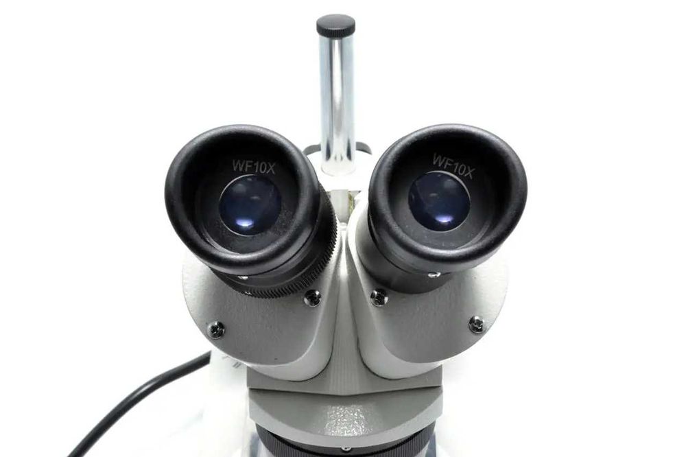 Бинокулярен микроскоп XTX-3C