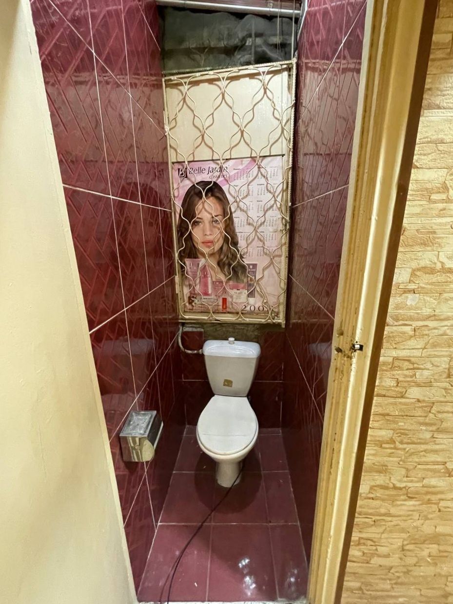 *1 комнатная. 1 этаж. Под офис