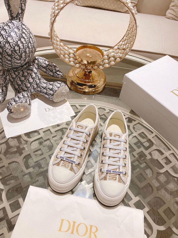 Обувки DIOR златни 24.6см