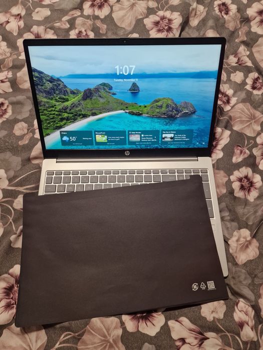 Laptop HP 15, model 15-fd, Intel Core Ultra 7 155H, 32GB RAM, SSD 2TB