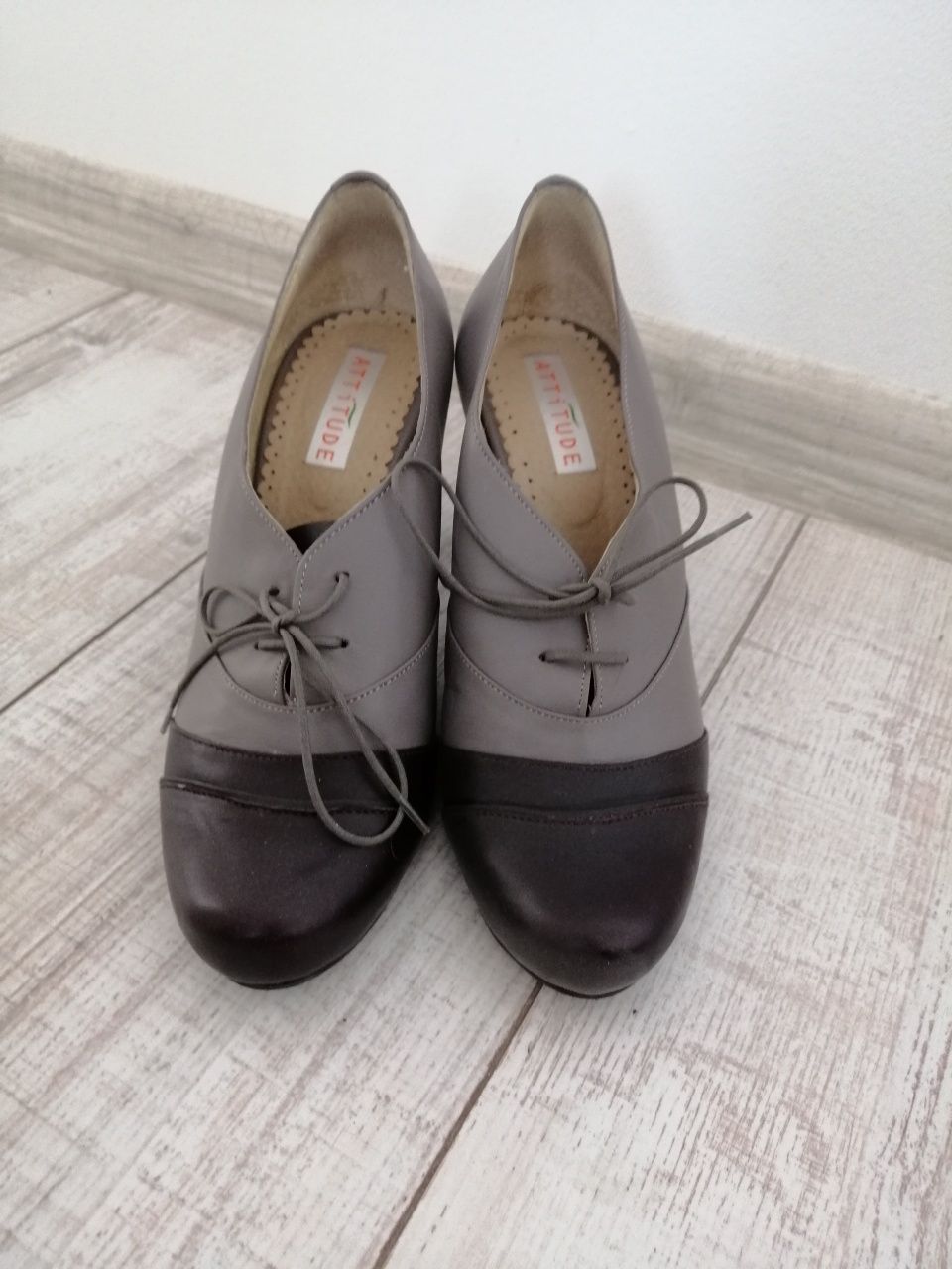 Pantofi piele 37