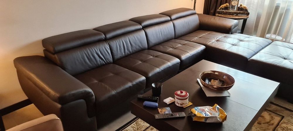 Луксозен италиански диван -Естесвена кожа