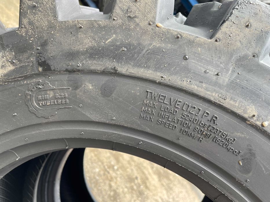 Anvelope noi 10-16.5 cu 12 pliuri ROBUST pentru incarcator