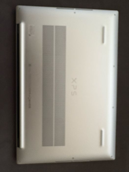 Dell XPS 9720 17", intel i7-12700H, 32GB, 1TB NVMe, NVIDIA RTX 3050