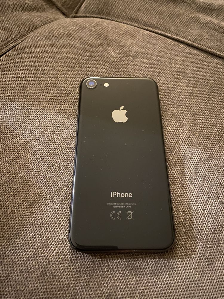 iPhone 8/Айфон 8 (64G)