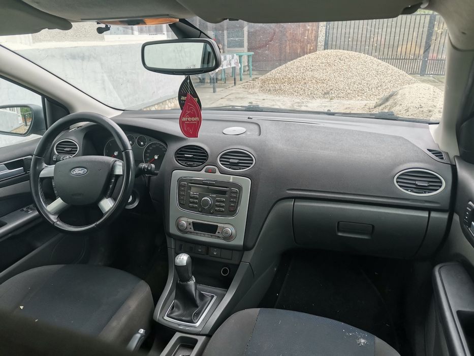 Dezmembrez Ford Focus 2 1.6 Tdci 2007 break