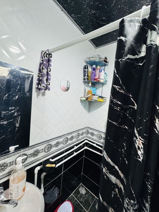 Шахар марказидан квартира сотилади