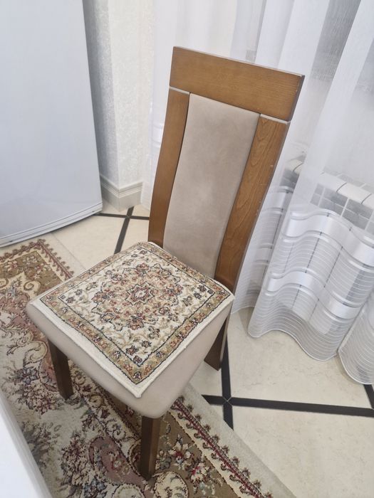 Продам кухонные стулья