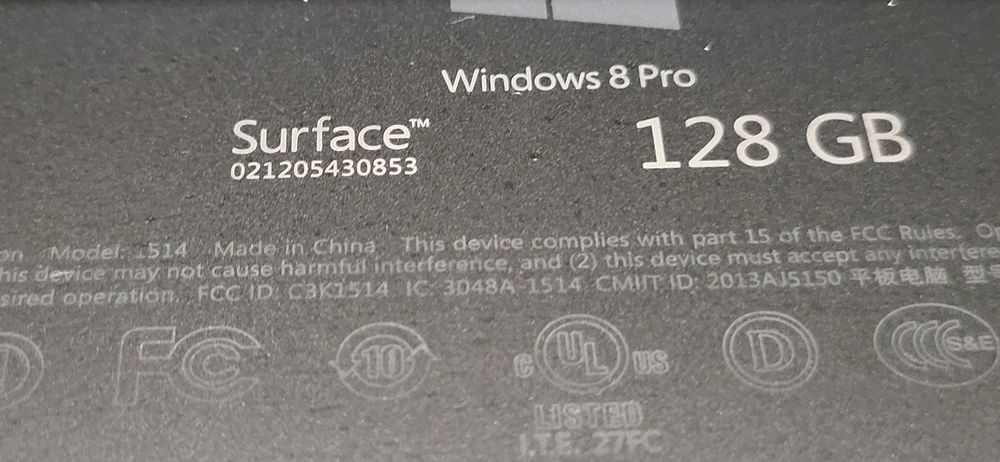 Microsoft Surface Tableta  1514 Intel Core i5-3317U 4GB RAM 128GB