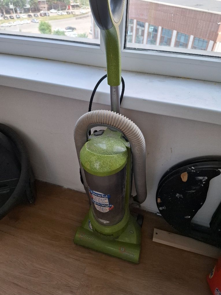 Продам бу пылесос