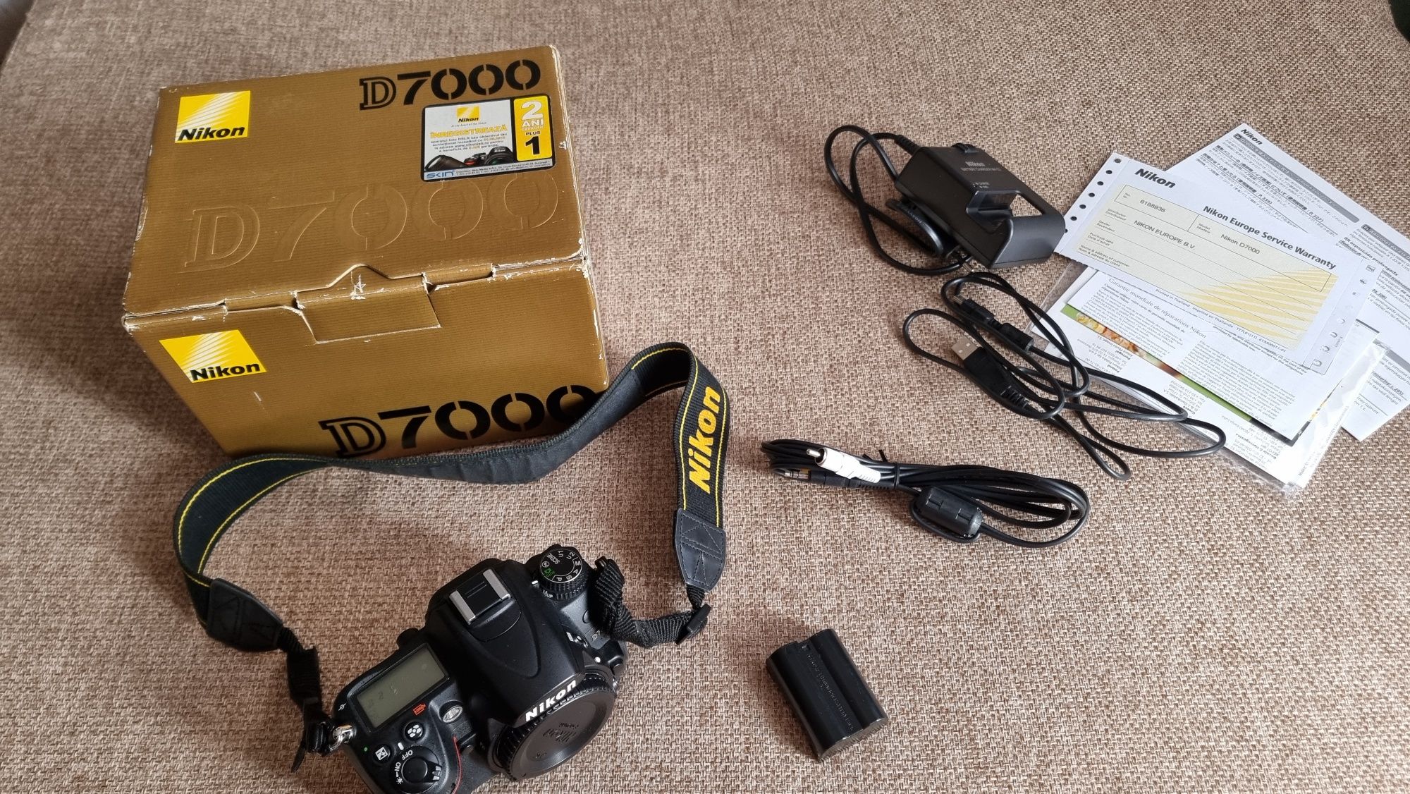 Nikon D7000 body full box acte cutie nr de cadre 19.502