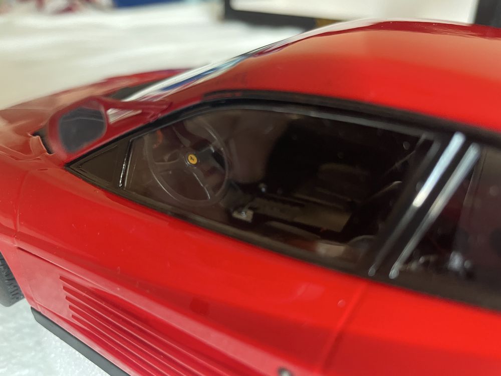 Ferrari Testarossa - KK Scale - 1:18
