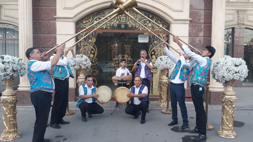 Карнай сурнай миллий мусика саньати усталари хизматингизда