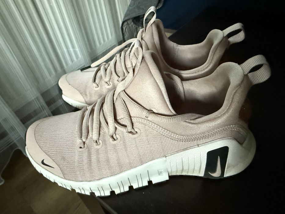 nike metcon 6 pink glitter