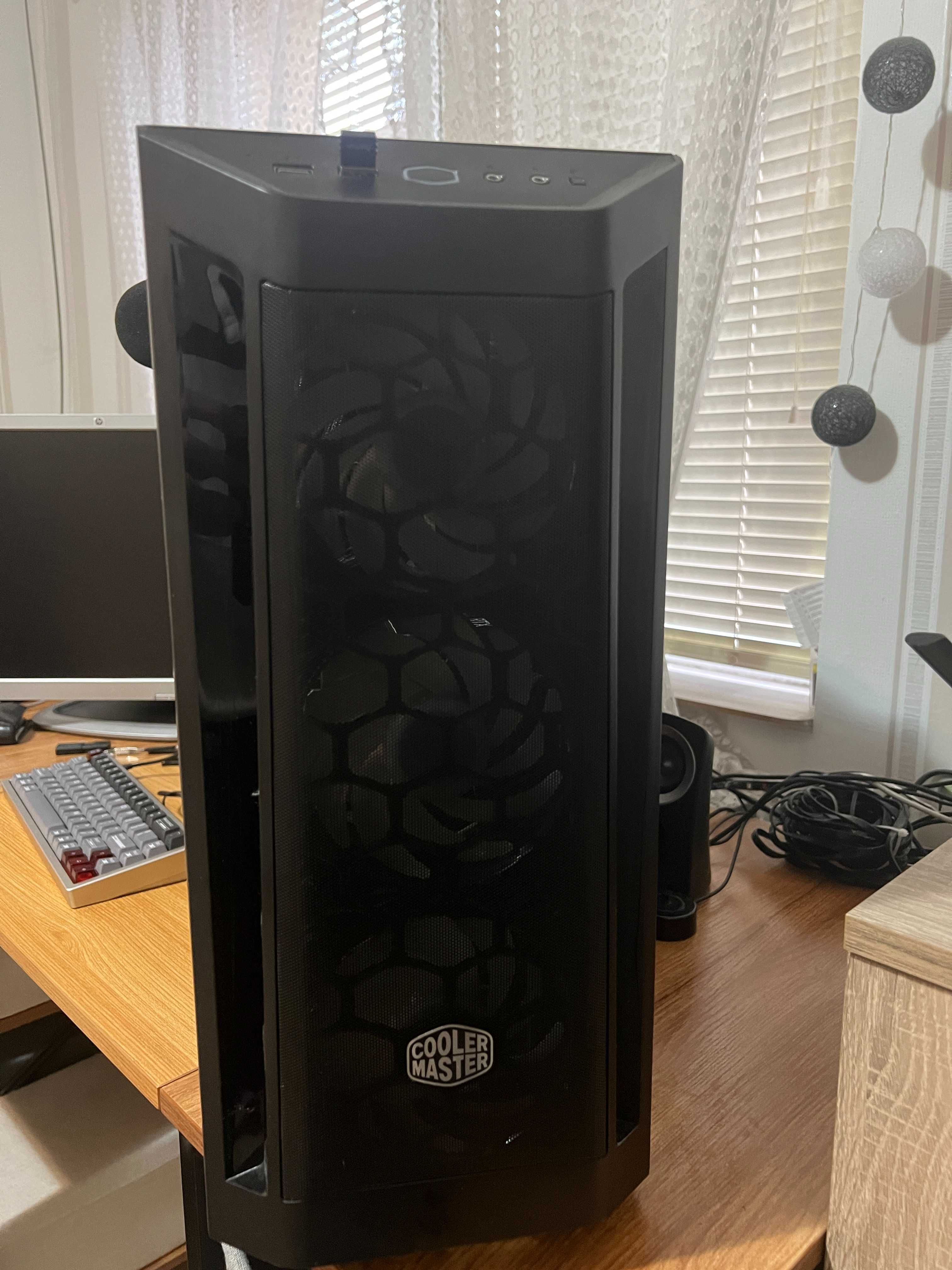 Геймърски компютър AMD Ryzen 7 7800X3D. RTX 4070 Ti, 32GB RAM