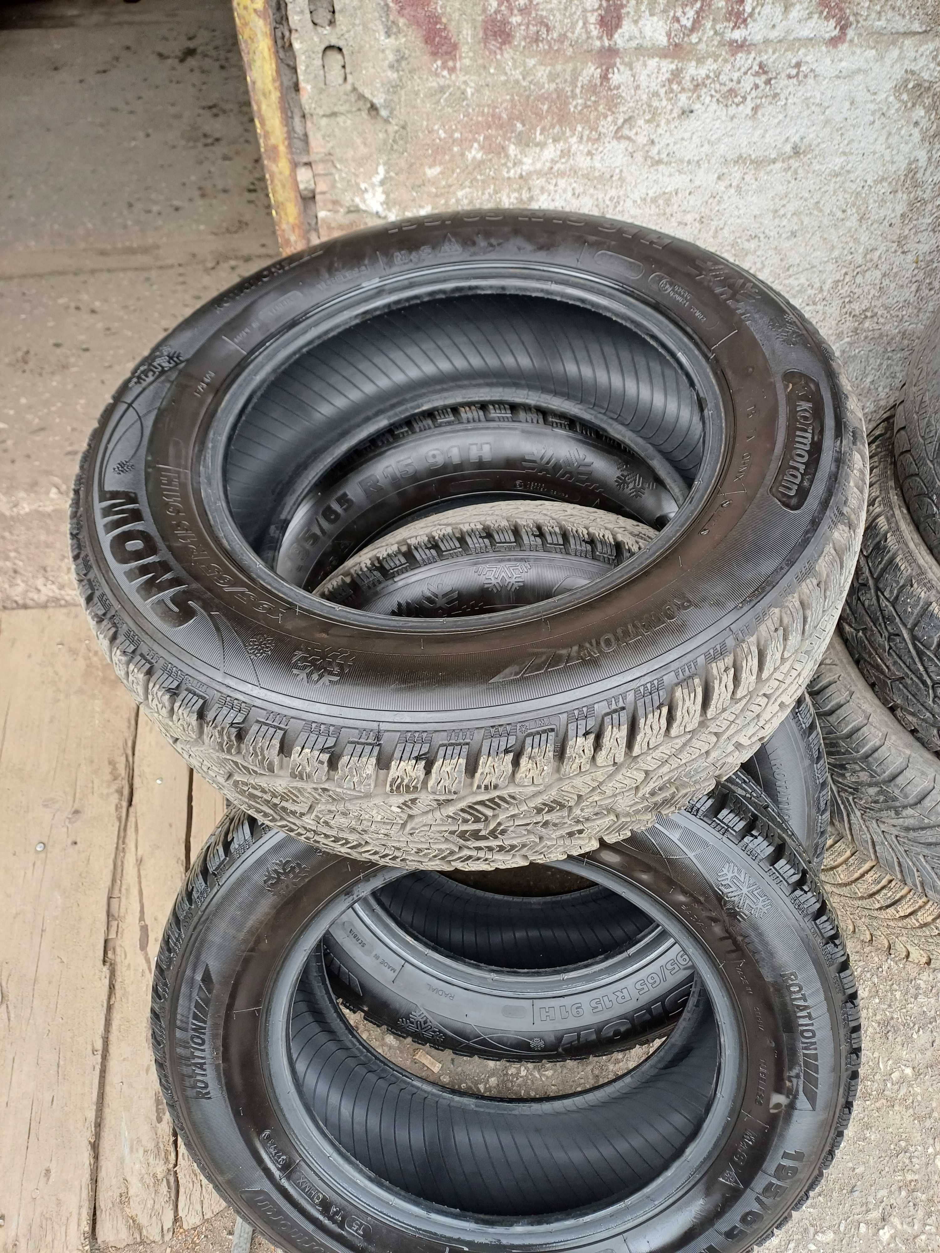 Продава зимни гуми 195/65/15