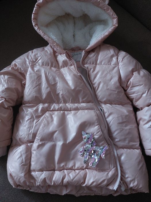 Продам детскую куртку