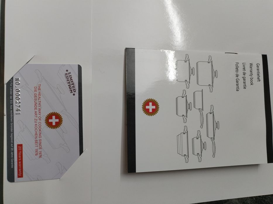 Vând set de oale compus din 12 bucăți