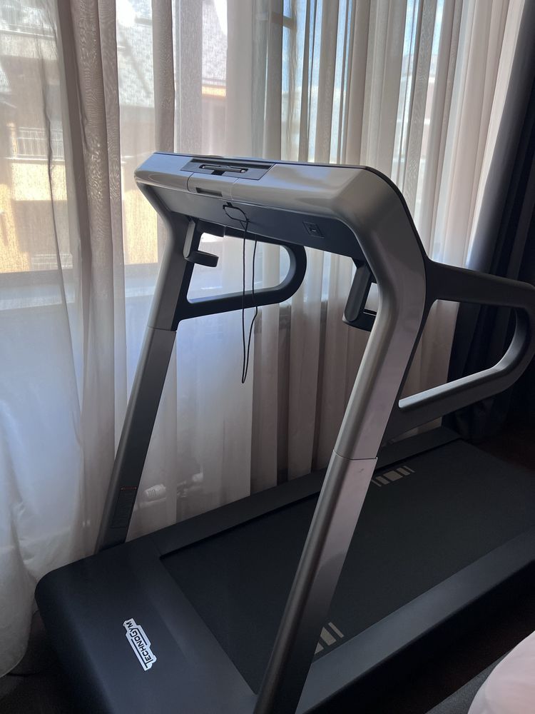 Бягаща пътека Technogym MyRun