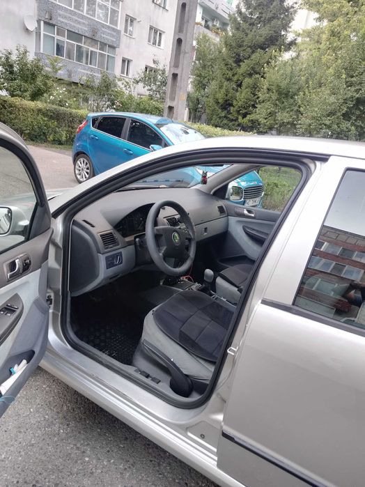 Se vinde Skoda Fabia 1