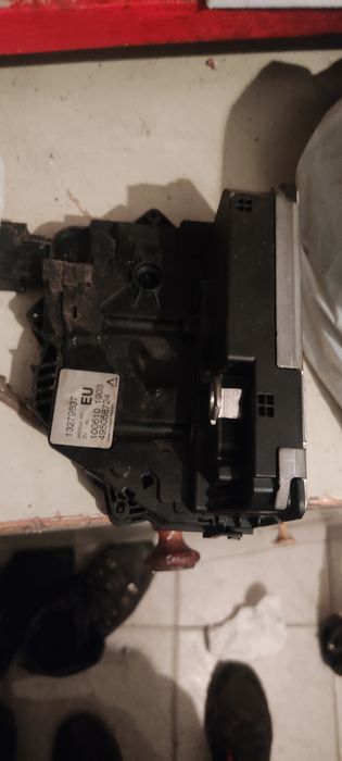 Задна дясна брава за Опел Мерива б 2011 г.