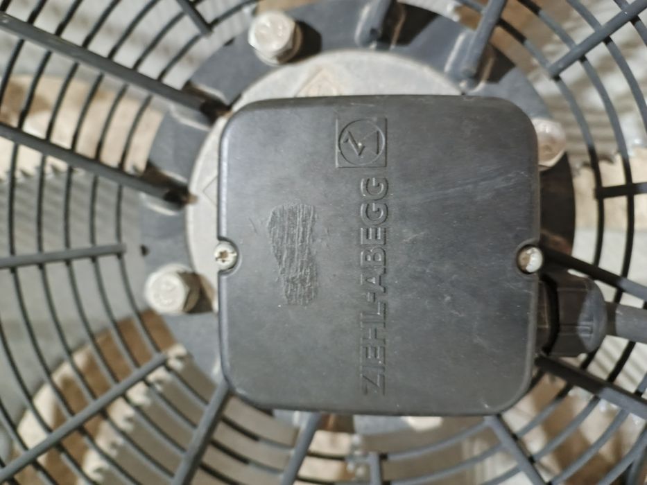 Продаются вентиляторы от чиллера