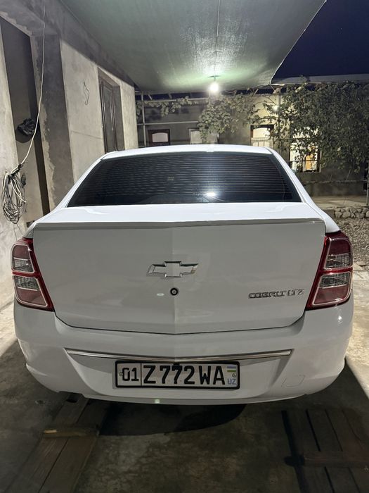 Белий cobalt 4-pozitsiya