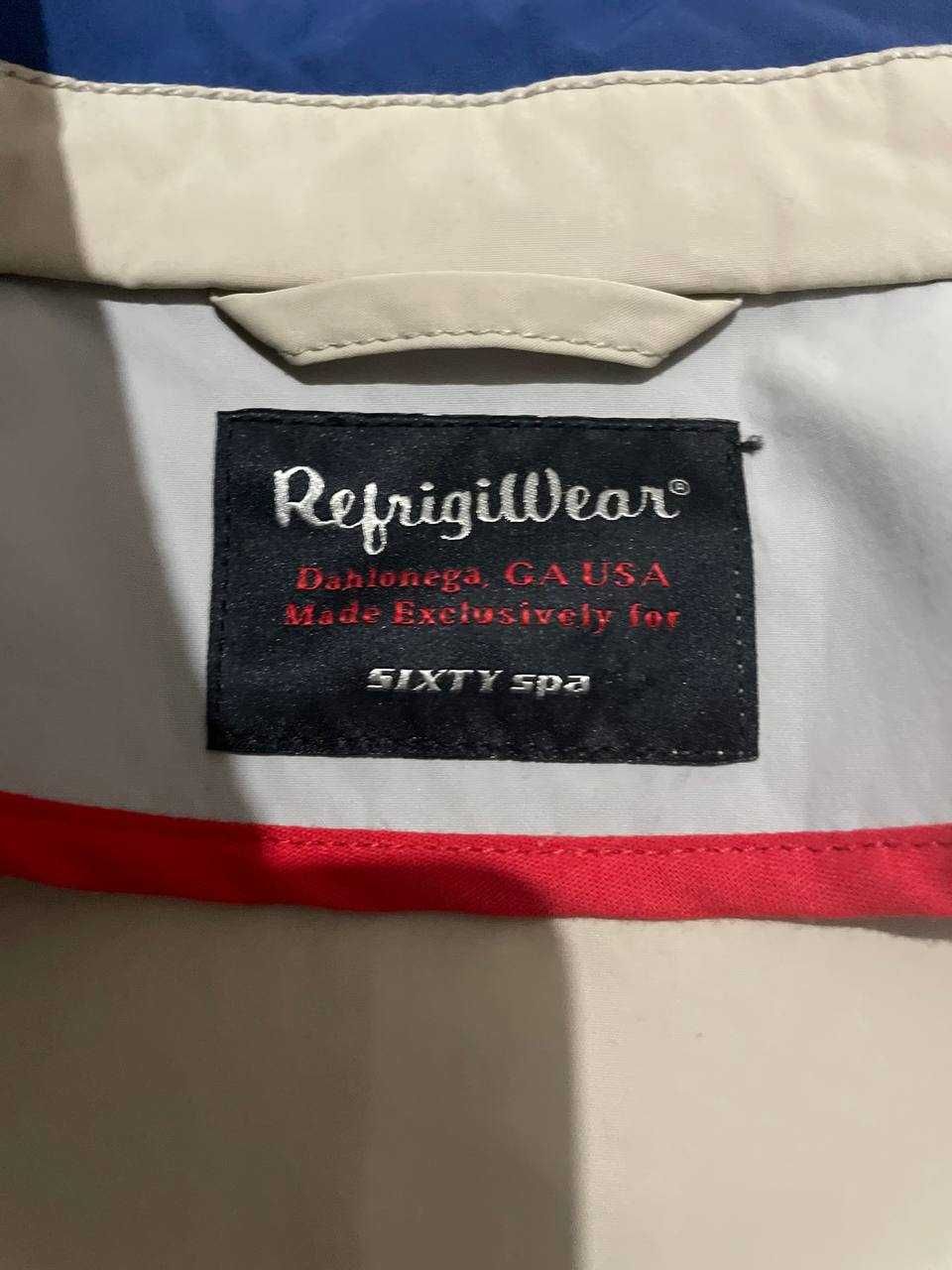 Refrigwear! Ветровка–куртка италянского производство.