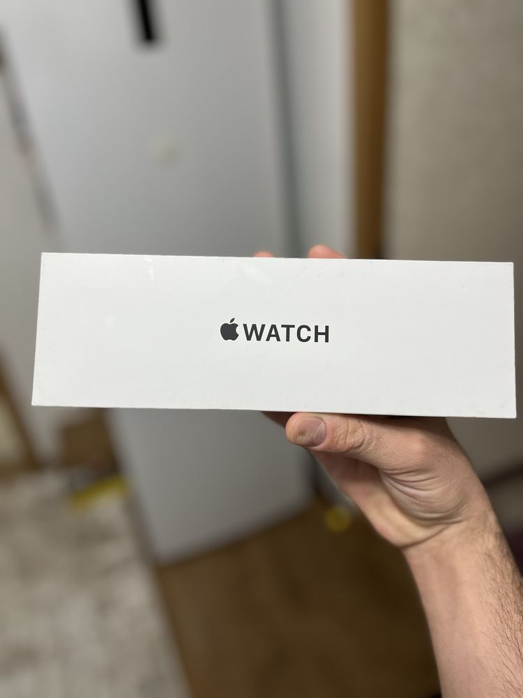 Продам AppleWatch Se 2