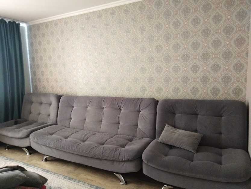 продается буу диван