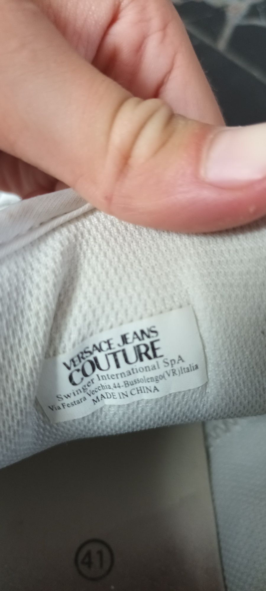 Incaltari versace