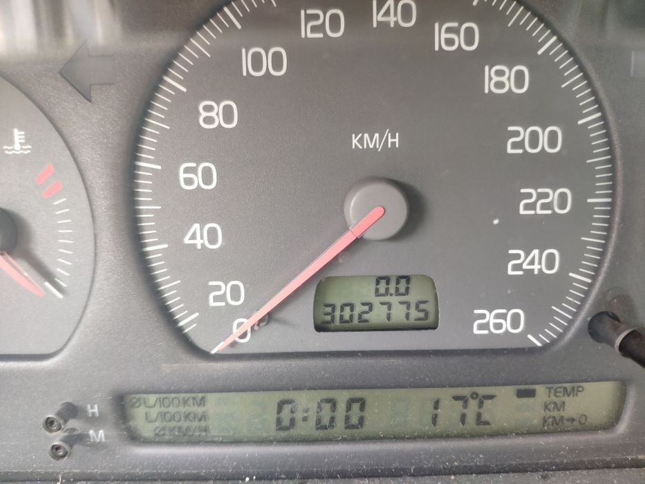 Volvo C70 2.0 163 кс.