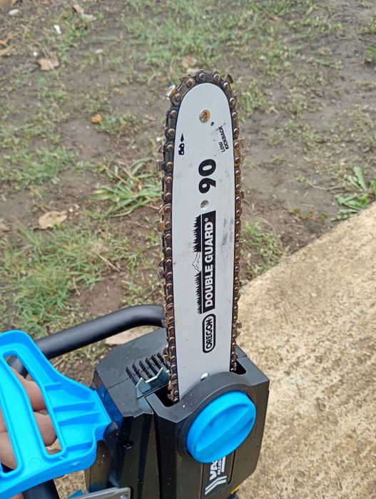 Vând drujba electrica MAC ALLISTER MCS1825-LI 18 V, Noua nefolosita