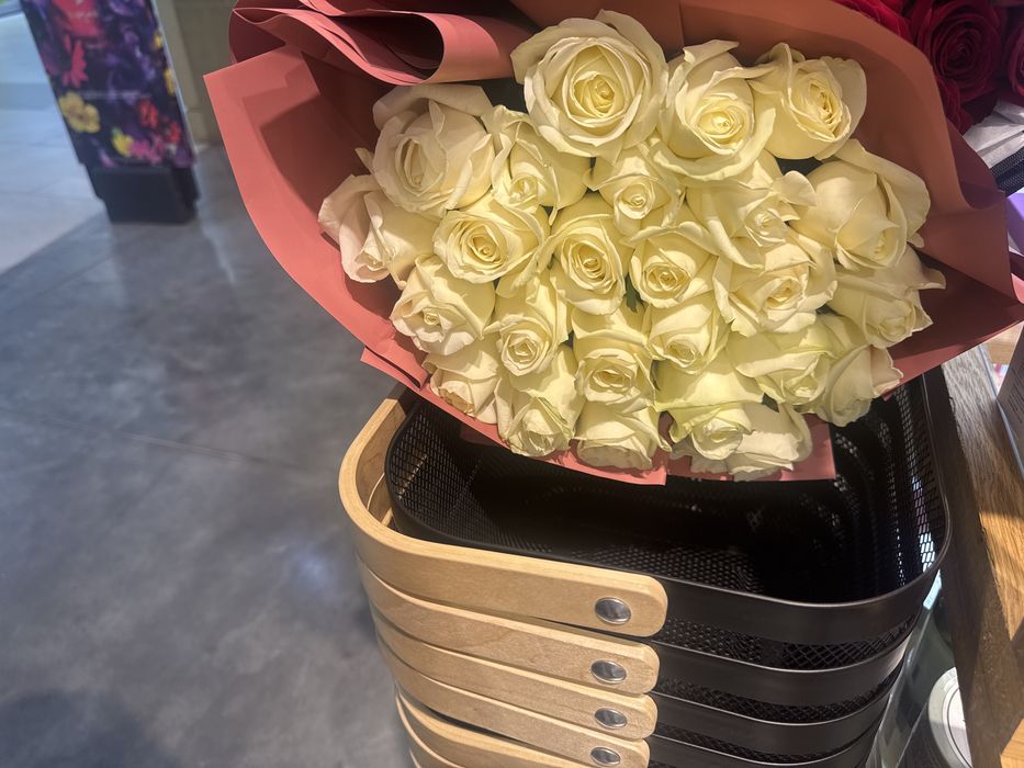 Цветы свежие только получила