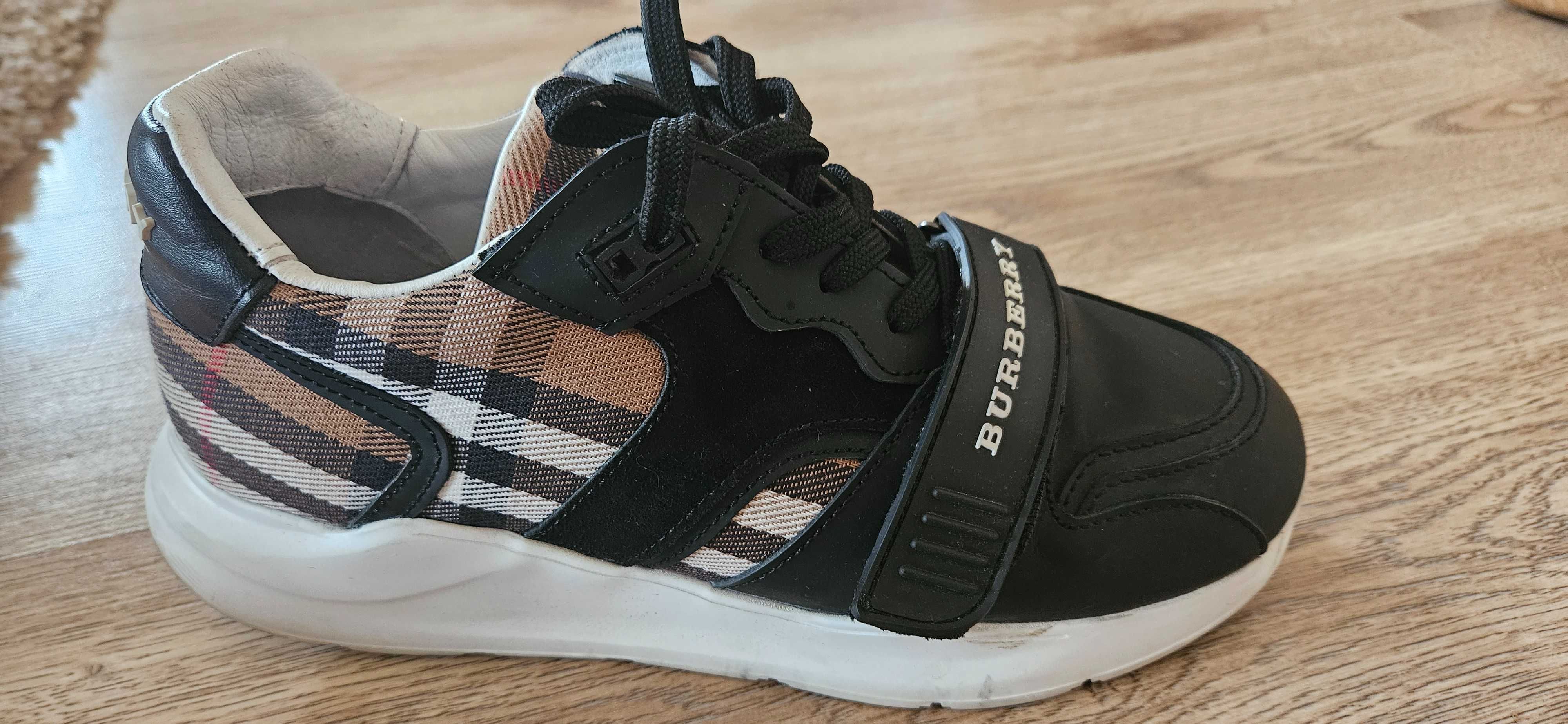 Маратонки Burberry дамски