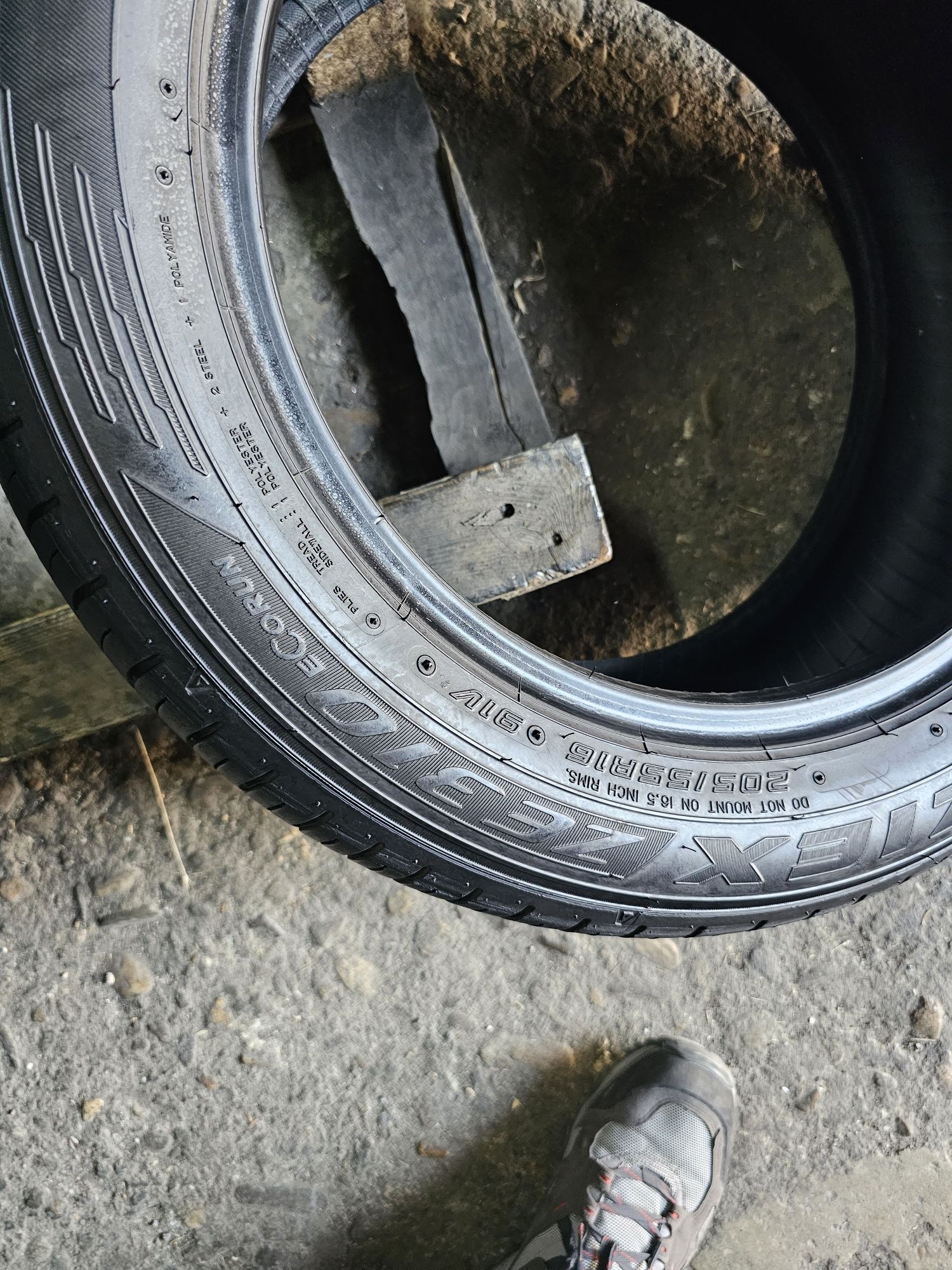 2 anvelope vara 205 55 16 Falken 7mm  2019